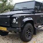 Land Rover Defender 90 L316 grijs kenteken ombouw