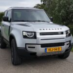 Land Rover Defender 90 L663 grijs kenteken ombouw